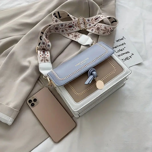 Alina™ | Schultertasche mit Riegel-Design