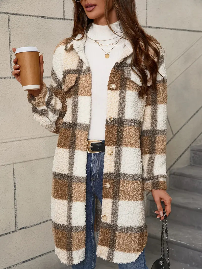 Livia™ | Plaid Sherpa Mantel