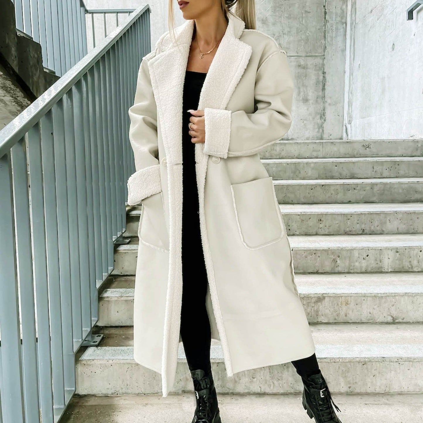 Lina™ | Haute Couture Mantel