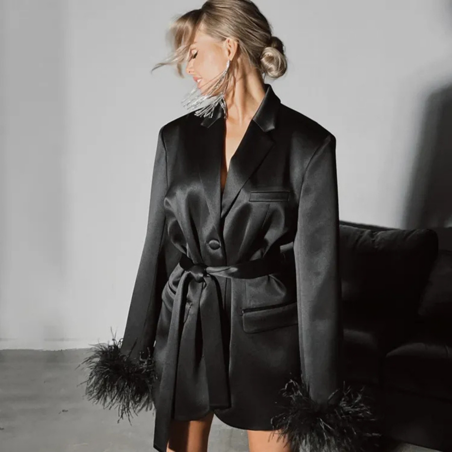 Serena™ | Ostrichfeder Langarmkleid