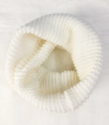 Eleganter Rundschal aus Wolle - Angels